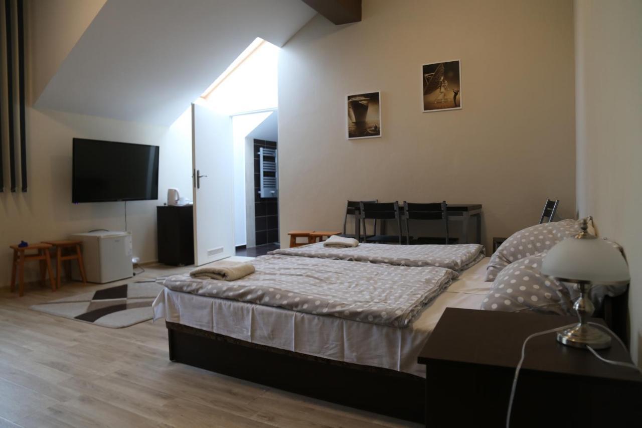 Cen Wydminy Hotell Exteriör bild